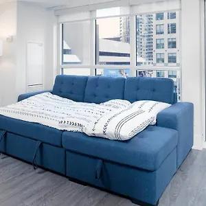 Chic 1-br Condo; Parking Included; Downtown Core Apartment Toronto