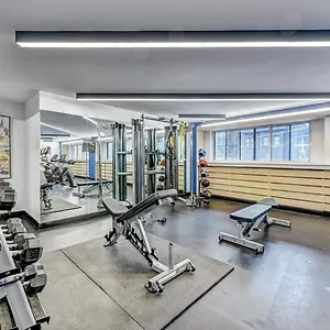 House Crescent Apartment